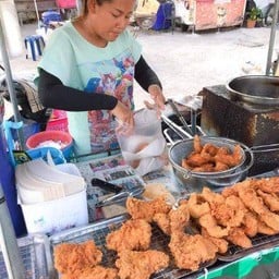 เจ้เอไก่ทอดเอื้ออาทร