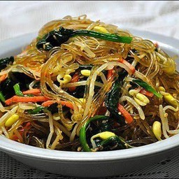 ผัดวุ้นเส้นเกาหลี(จับแช)