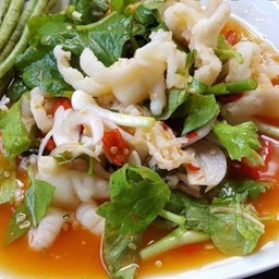 ยำเล็บมือนาง