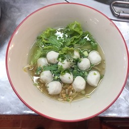 เกาเหลาลูกชิ้นหมู