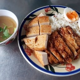 ข้าวหมูทอดคุณชาย