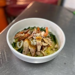 บะหมี่เกี๊ยวใส่รวมมิตร