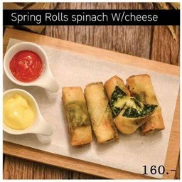 Spring rolls spinach with cheese