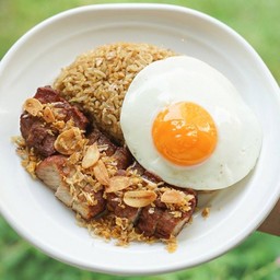 Overload Garlic Pork with Rice
