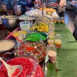 ขนมหวานป้าพา ตลาดษมาพร