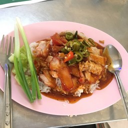 ข้าวหมูแดง หมูกรอบ