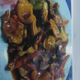 ร้านป้าอ้วน-ป้าทุมริมแม่น้ำเจ้าพระยา
