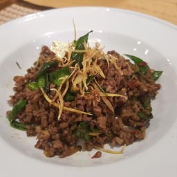 ข้าวราดผัดเนื้อหอม