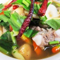 ต้มยำกระดูกอ่อนหมู