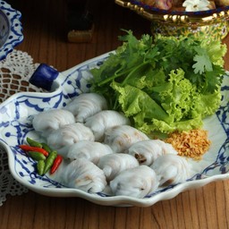 ข้าวเกรียบปากหม้อไส้ไก่
