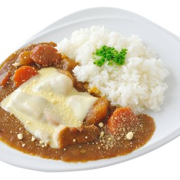 ข้าวแกงกระหรี่หน้าชีส