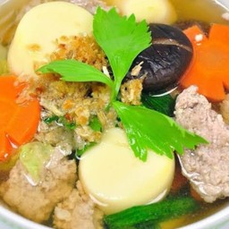 แกงจืดเต้าหู้หมูสับ