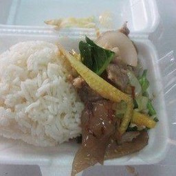 ข้าวผักรวมหมู rice+saute mixed vegetables with pork