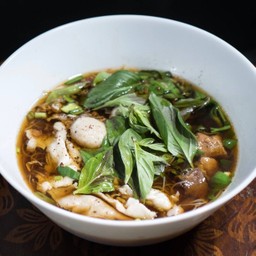 เส้นเล็กหมูน้ำข้น