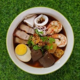 ก๋วยจั๊บน้ำข้นน้ำใส เจ้ปุ๊ (ตลาดดี) สูตรโบราณ ดำเนินสะดวก