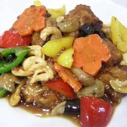 ไก่ผัดเม็ดมะม่วงหิมพานต์