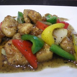 เห็ดออรินจิผัดพริกไทยดำ