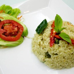 ข้าวผัดแกงเขียวหวาน