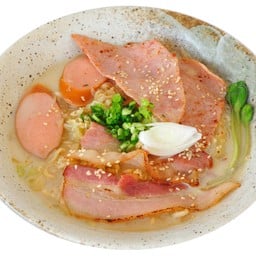 ราเม็งสูตรเฉพาะของทางร้าน เบค อะ วิช