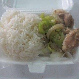 ข้าวราดหมูผัดพริกหยวก rice+saute bell pepper with pork