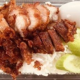 ข้าวหมูทอด สุภัสสรา