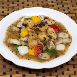 ก๋วยเตี๋ยวราดหน้าปลาเต้าซี่