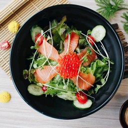 สลัดปลาแซลมอนสด