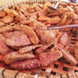 กล้วยทอดยกล้อสูตรตา-มรรค คีรีนครซอย 1 ข้างๆ เเฟลชโฮม
