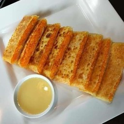 โรตีพัฟฝอยทอง