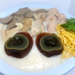 โจ๊กใส่ไข่เยี่ยวม้า