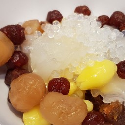 ชื่นใจขนมหวาน