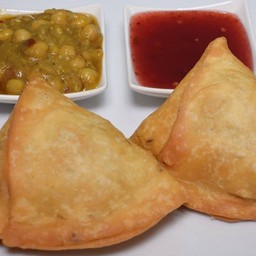 Veg Samosa   1pcs