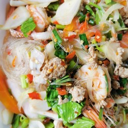 ยำวุ้นเส้น