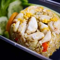 ข้าวผัดโคตรปู