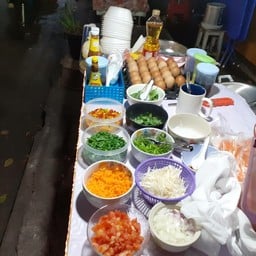 ข้าวไข่เจียว วิบวับ สู้ Covid ลาดพร้าว 107 แยก 13