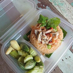 ข้าวผัดน้ำพริกปลาทู
