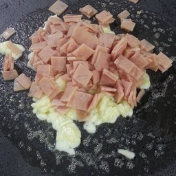 แป้งเลือกได้+ชีส+แฮม