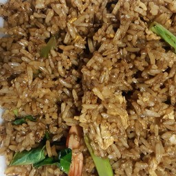 ข้าวผัดรถไฟเนื้อ