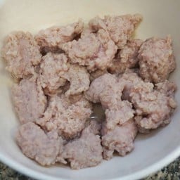 หมูบะช่อ