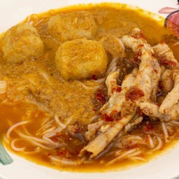 ขนมจีนน้ำยาป่าผสมน้ำยากะทิ