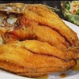 ปลากระพงทอดน้ำ