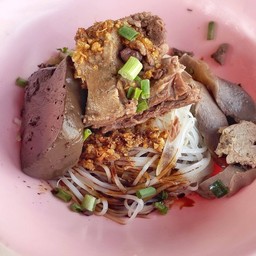 เส้นเล็กแห้งเป็ดตุ๋นยาจีน ธรรมดา
