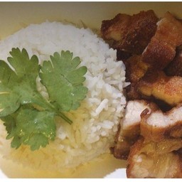 หมูสามชั้นทอดเค็มราดข้าว