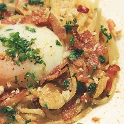 สปาเก็ตตี้AOP. SPAGHETTI AOP(Aglio Olio e Peperoncino)&ONSEN EGG