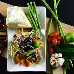 ส้มตำปู+ปลาร้า  Som tum pu & plara