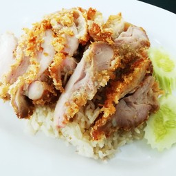 ข้าวมันไก่ทอด