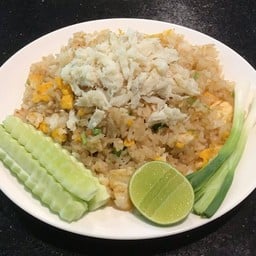 ข้าวผัดปู