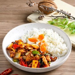 ข้าวพริกเผาไก่ไข่เค็ม
