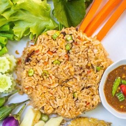 ข้าวผัดน้ำพริกปลาทู