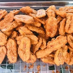 ร้านกล้วยทอดโมเมย์